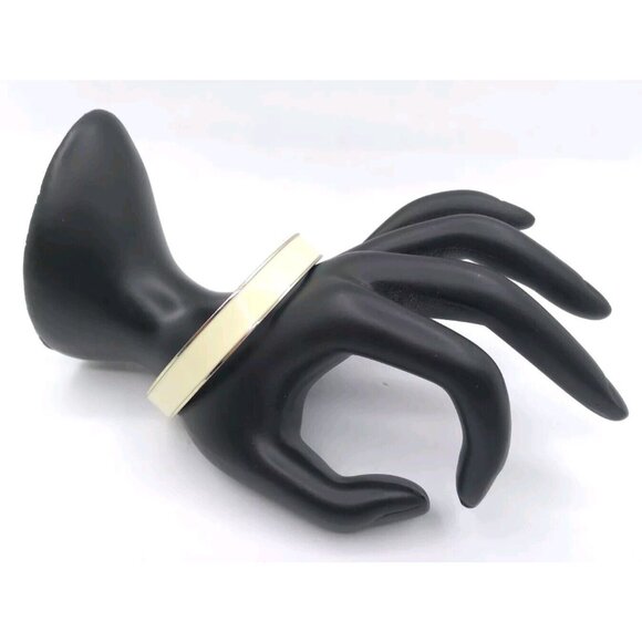 Ann Taylor Enameled Bracelet Cream On gold Chic 2.6" Across - Picture 1 of 10